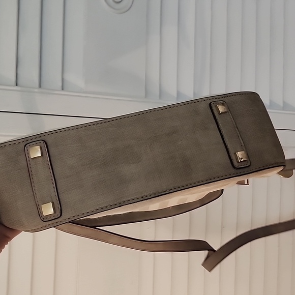 Simply Noelle purse top handle & adjustable crossbody - Picture 8 of 8